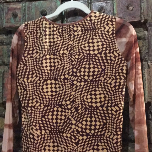 Top - Picture 4 of 5